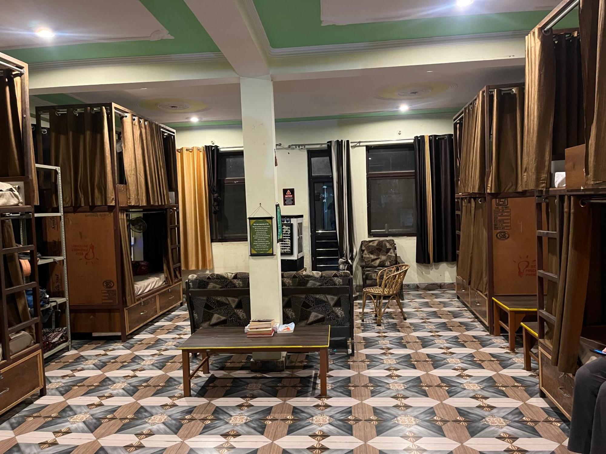 Soul Hostel Рішикеш Екстер'єр фото