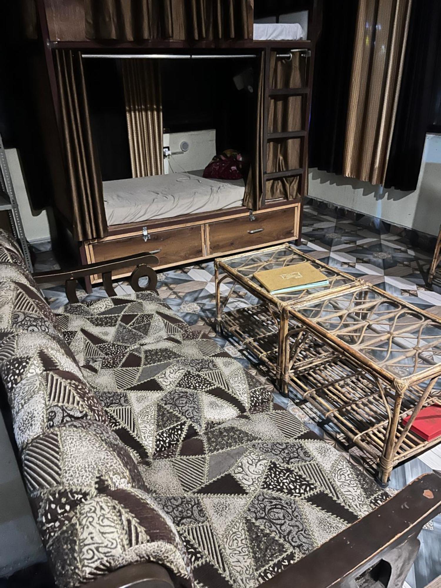 Soul Hostel Рішикеш Екстер'єр фото