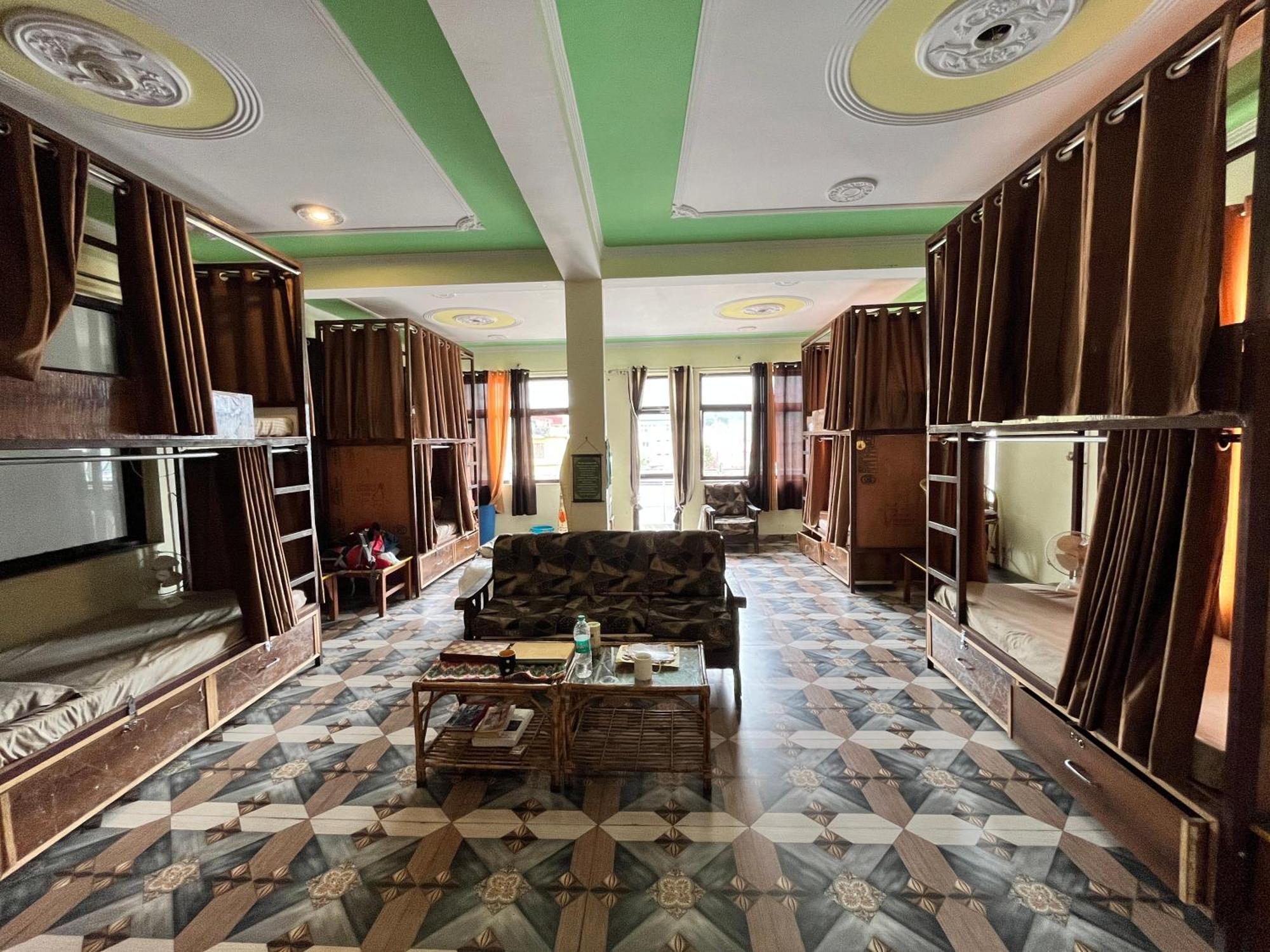 Soul Hostel Рішикеш Екстер'єр фото