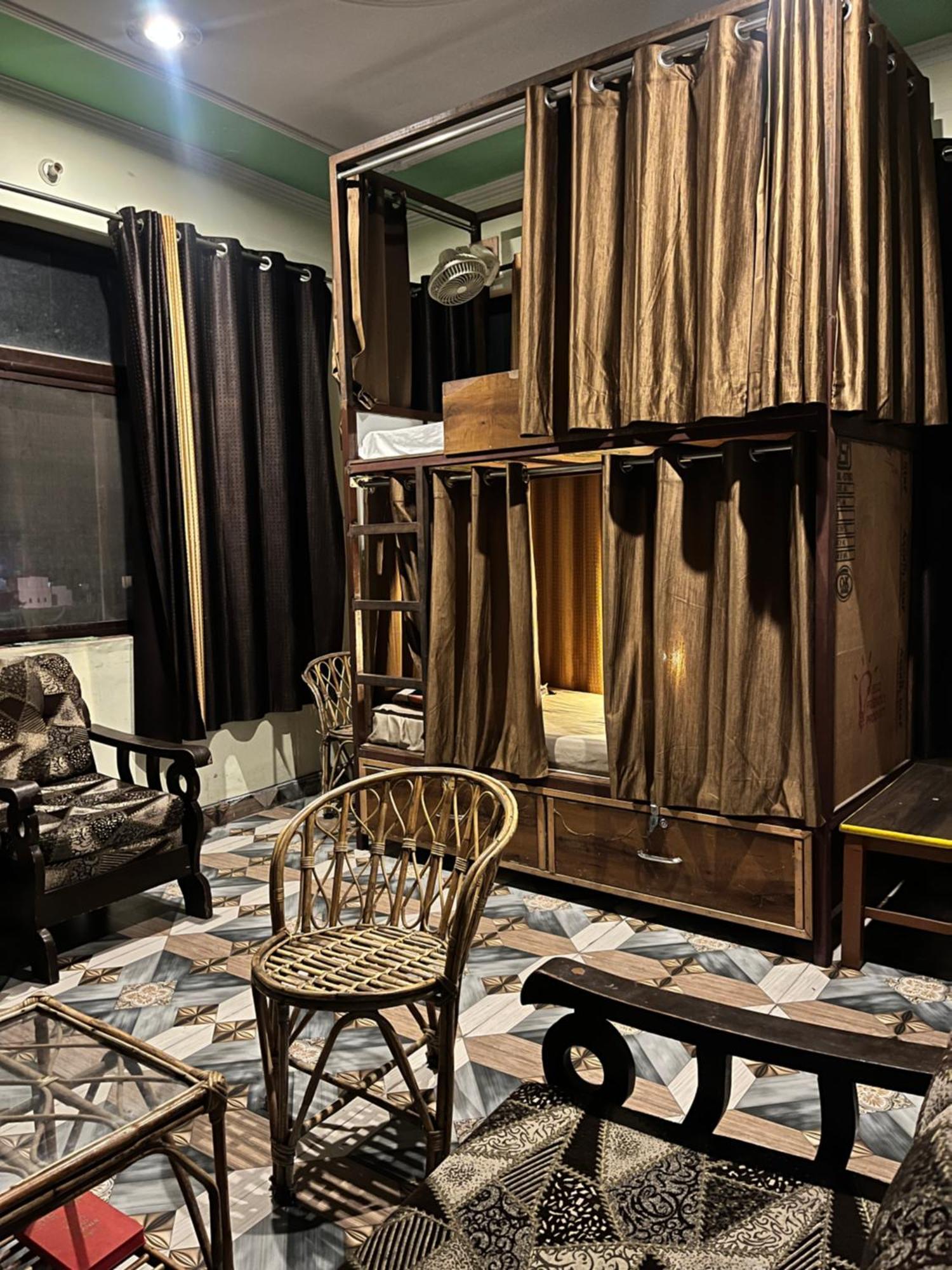 Soul Hostel Рішикеш Екстер'єр фото
